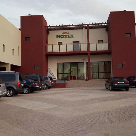 Green Cactus Hotel Benguerir Exterior photo